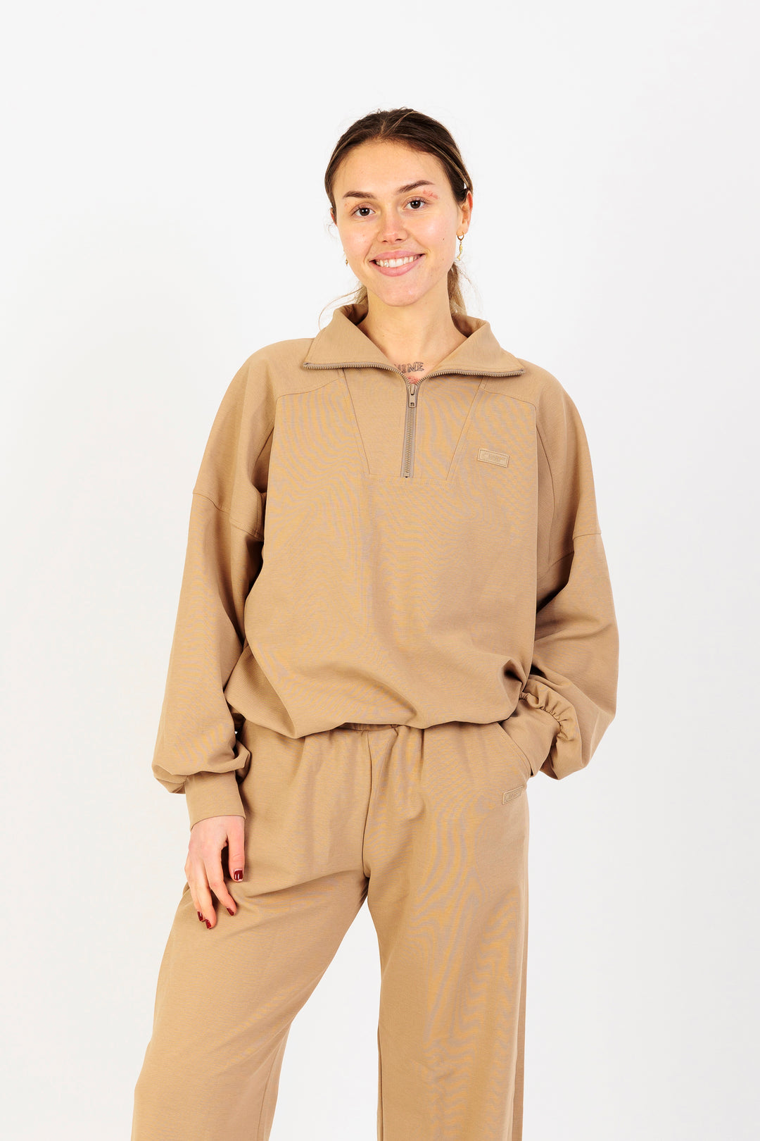 Women's Casual Wide-Leg Sweatpants with Drawstring Waist in Beige