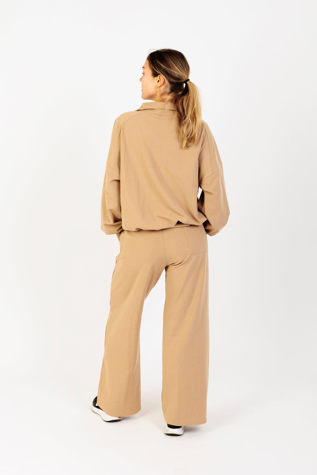 Women's Casual Wide-Leg Sweatpants with Drawstring Waist in Beige